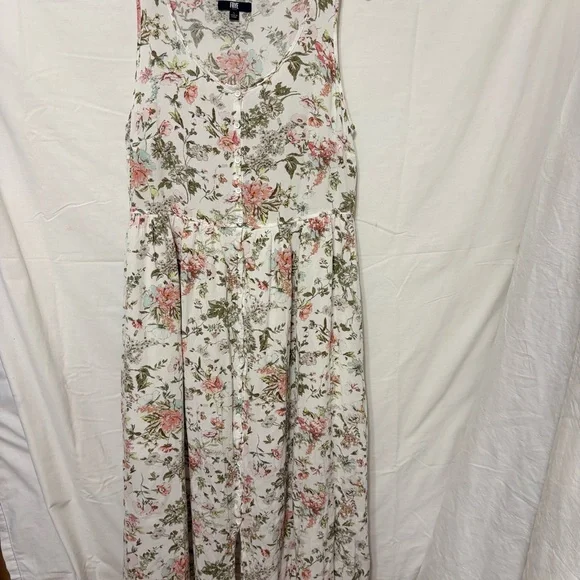 Frye Sleeveless Floral Button Front Maxi Dress. - Picture 2 of 9